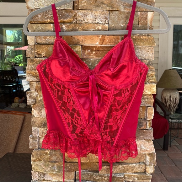 Vintage 80s/90s Red Bustier - Picture 2 of 5